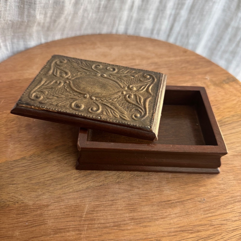 Vintage Wood Trinket Box Jewelry Keepsake Brass Ornate Filigree Lid 4"